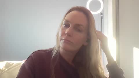 Anny online show from 07-28-26, 06:53