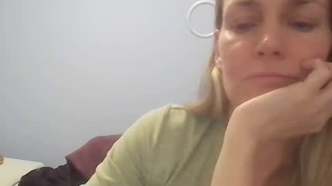 Anny online show from 07-31-26, 12:21