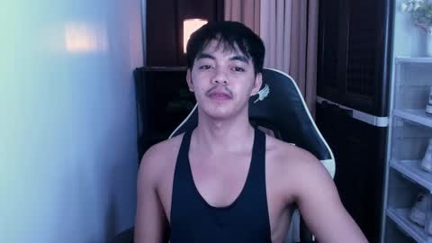 Snapshot of crazyasiancum chatting on 12-13-24, 02:38 Zion online show from 12-13-24, 02:38