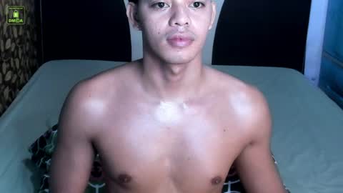 Snapshot of crazyasiancum chatting on 07-09-26, 11:53 Zion online show from 07-09-26, 11:53