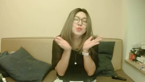 Kelly   online show from 10-03-25, 06:05