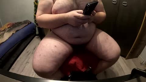 Snapshot of crazychubbyguy chatting on 01-04-25, 05:16 Jerry online show from 01-04-25, 05:16