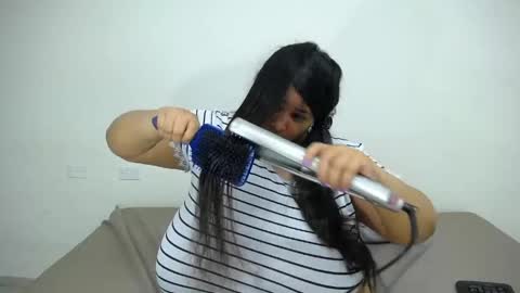 diosalinda online show from 04-28-26, 02:21