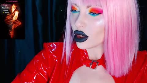 Snapshot of crazypinkyball chatting on 01-04-25, 02:14 Roxy online show from 01-04-25, 02:14