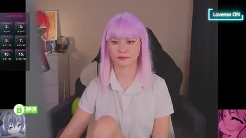 Snapshot of creammeow chatting on 12-02-25, 03:01 Alina online show from 12-02-25, 03:01