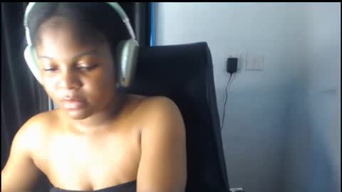 Lady jasmine online show from 10-01-25, 08:20