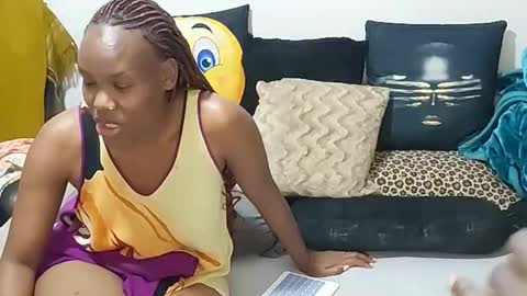 creamyhub online show from 09-20-25, 11:22