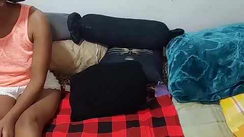 Snapshot of creamyhub chatting on 11-17-25, 06:19 creamyhub online show from 11-17-25, 06:19