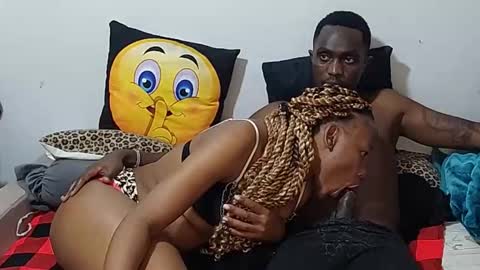 Snapshot of creamyhub chatting on 11-21-25, 07:18 creamyhub online show from 11-21-25, 07:18