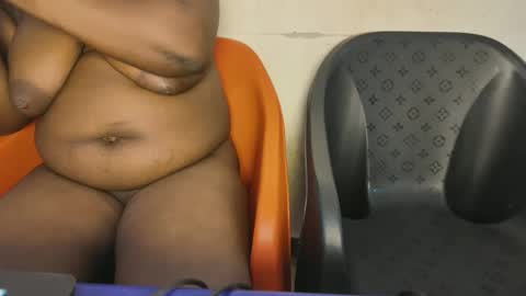 Snapshot of creamyposh1 chatting on 03-10-26, 09:36 creamyposh1 online show from 03-10-26, 09:36