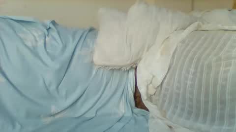 Snapshot of creamyy_pussy chatting on 12-11-24, 12:33 creamyy_pussy online show from 12-11-24, 12:33