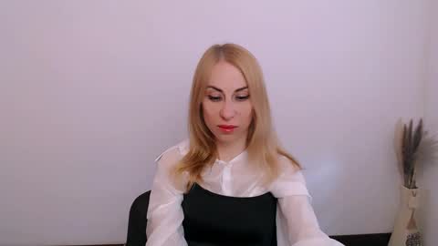 Lera online show from 04-25-26, 12:52