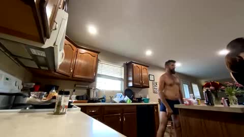 Creeksidecouple online show from 05-18-26, 11:54