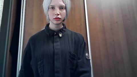 Snapshot of crimson_lady6 chatting on 05-18-26, 04:46 crimson_lady6 online show from 05-18-26, 04:46