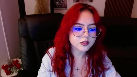 Snapshot of crimson_tati chatting on 02-23-25, 04:13 Tatiana online show from 02-23-25, 04:13