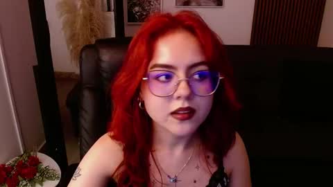 Snapshot of crimson_tati chatting on 03-12-25, 10:26 Tatiana online show from 03-12-25, 10:26