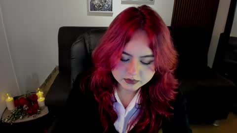 Snapshot of crimson_tati chatting on 09-30-25, 03:44 Tatiana online show from 09-30-25, 03:44