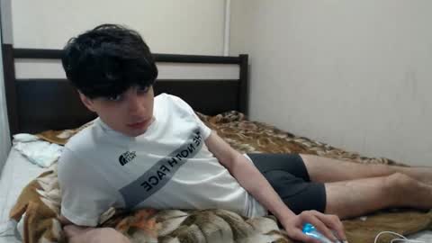 Snapshot of cris_peace chatting on 10-14-25, 04:30 JOIN IN A FAN CLUB AND YOU WILL HAVE 90 OF MY PHOTOVIDEO FREE FANSLY - online show from 10-14-25, 04:30