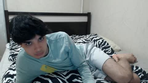 Snapshot of cris_peace chatting on 10-19-25, 06:52 JOIN IN A FAN CLUB AND YOU WILL HAVE 90 OF MY PHOTOVIDEO FREE FANSLY - online show from 10-19-25, 06:52