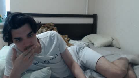 Snapshot of cris_peace chatting on 12-21-25, 10:11 JOIN IN A FAN CLUB AND YOU WILL HAVE 90 OF MY PHOTOVIDEO FREE FANSLY - online show from 12-21-25, 10:11