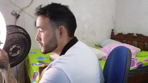 cris_simons online show from 01-01-25, 08:37