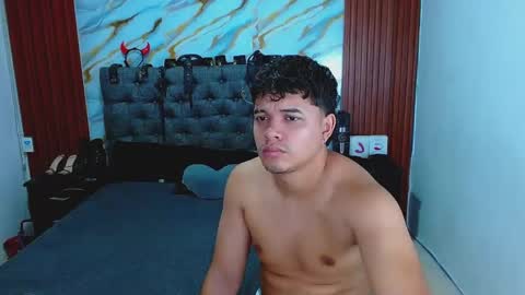 Snapshot of crisandmery chatting on 03-04-26, 05:57 CRISANDMERY online show from 03-04-26, 05:57