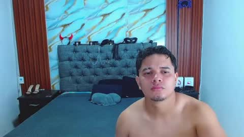 CRISANDMERY online show from 08-03-26, 03:27