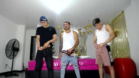 crismens online show from 02-21-25, 03:23