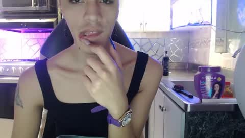 Cristina Onazis online show from 04-26-26, 05:21