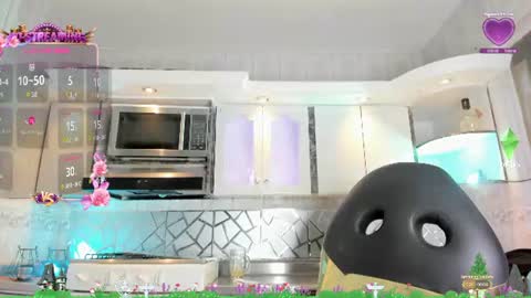 Cristina Onazis online show from 06-14-26, 05:37