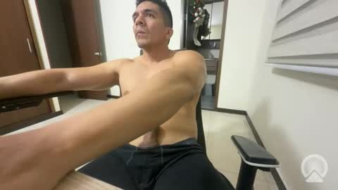 crispin_789 online show from 04-16-26, 02:01