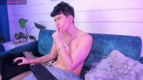 Cris online show from 03-14-26, 02:50