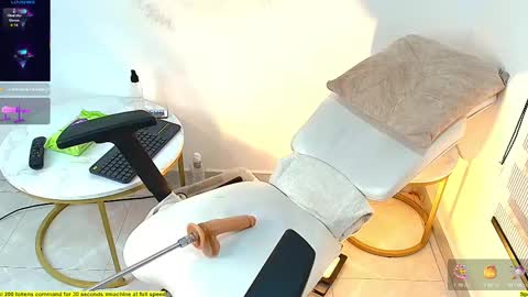  Criss Evans  online show from 10-03-25, 08:28