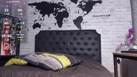 Snapshot of crissh_1 chatting on 12-10-24, 12:28 crissh 1 online show from 12-10-24, 12:28