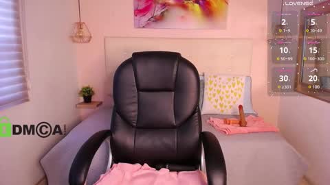 Snapshot of cristal__adams chatting on 03-12-25, 12:57 cristal__adams online show from 03-12-25, 12:57