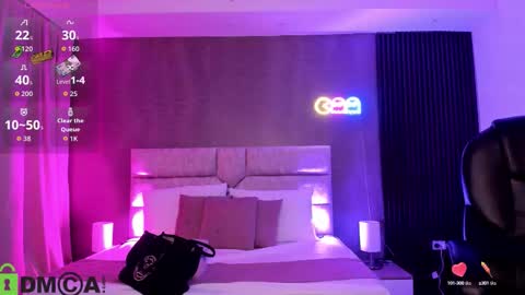 Snapshot of cristal__adams chatting on 09-30-25, 12:43 cristal__adams online show from 09-30-25, 12:43