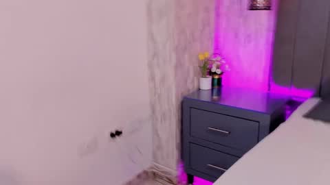 Snapshot of cristal_davisbgb chatting on 02-02-25, 03:32 Maria Jose Rivas online show from 02-02-25, 03:32