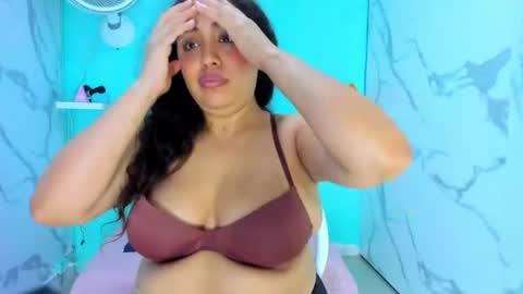Snapshot of cristal_horny19 chatting on 07-26-26, 07:15 Milena online show from 07-26-26, 07:15