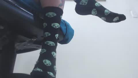 Snapshot of cristal_jayan chatting on 09-10-25, 09:48 HI online show from 09-10-25, 09:48