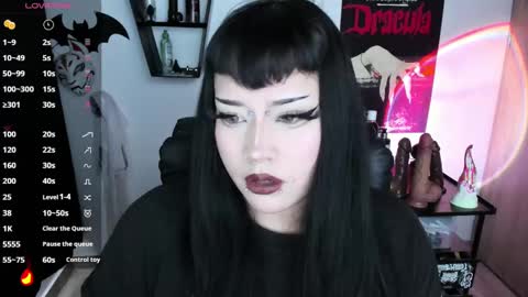 Snapshot of cristal_kosh chatting on 09-27-25, 03:28 Cris online show from 09-27-25, 03:28