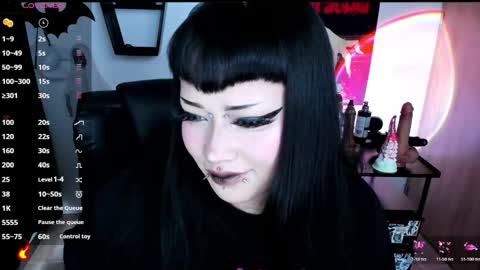 Snapshot of cristal_kosh chatting on 12-02-25, 09:21 Cris online show from 12-02-25, 09:21