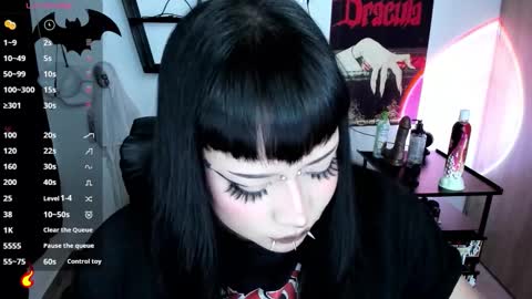 Snapshot of cristal_kosh chatting on 03-10-26, 09:53 Cris online show from 03-10-26, 09:53