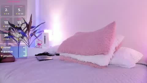 Snapshot of cristal_princess_ chatting on 02-20-25, 06:17 Cristal online show from 02-20-25, 06:17