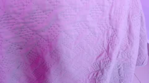 Snapshot of cristal_quintero chatting on 06-21-26, 12:13 Cristal online show from 06-21-26, 12:13