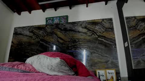 Snapshot of cristal_quintero chatting on 06-26-26, 08:41 Cristal online show from 06-26-26, 08:41