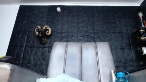 Snapshot of cristal_smith06 chatting on 02-28-26, 12:33 Hanna online show from 02-28-26, 12:33