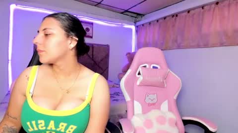 Snapshot of cristal_smith20 chatting on 06-29-26, 11:54 cristal_smith20 online show from 06-29-26, 11:54