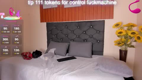 cristale69 online show from 11-13-25, 02:21