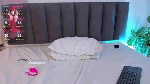 cristalfoxy_ online show from 06-04-26, 09:32