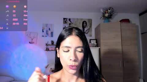 cristal online show from 11-23-25, 11:04